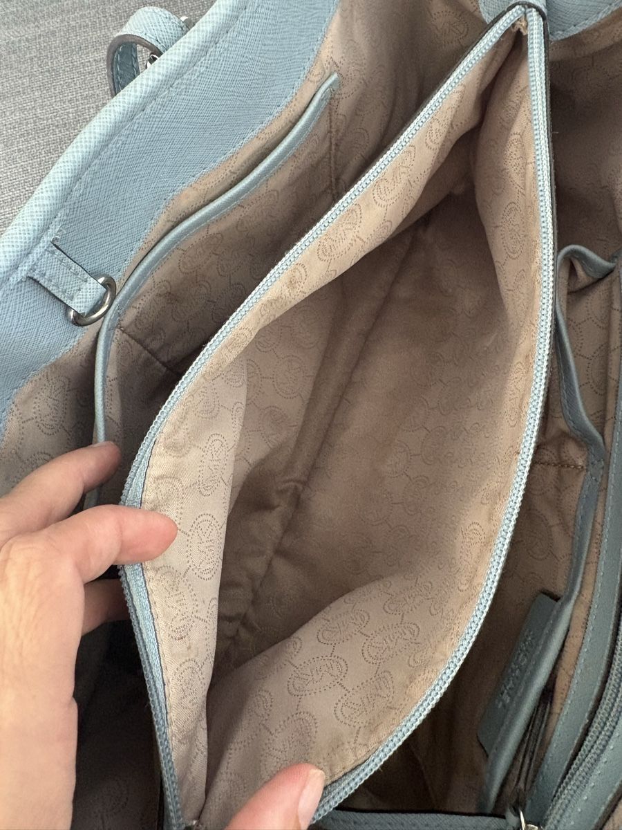 Michael Kors Taschen für Damen: Michael Kors Handbag Light Blue Used – Gebraucht aus Mont-sur-Rolle von ann_lbx7 4