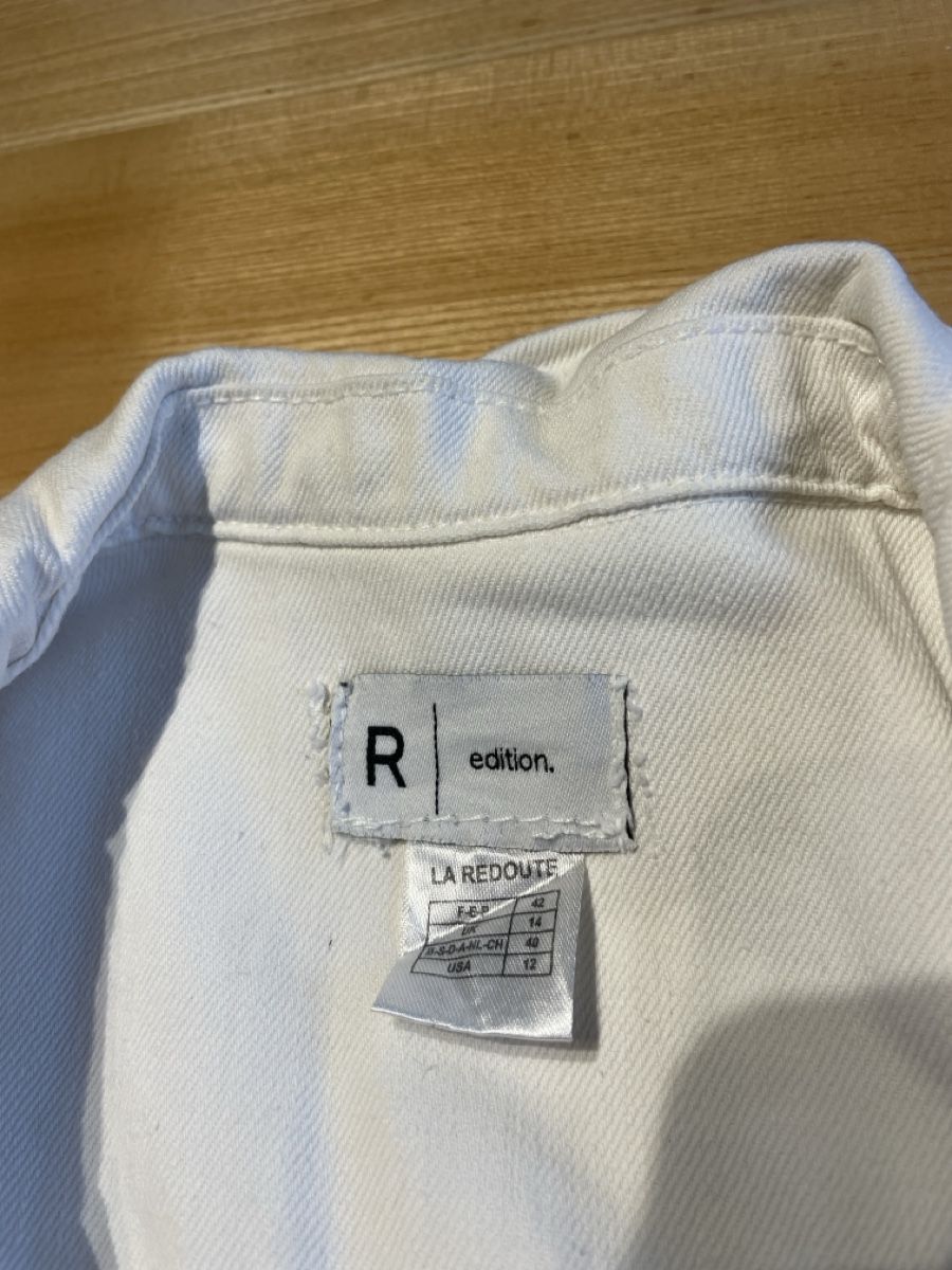 Giacche: Jeansjacke weiss Grösse 40  – Usato da Wattwil venduto da Weinachtsmann 1