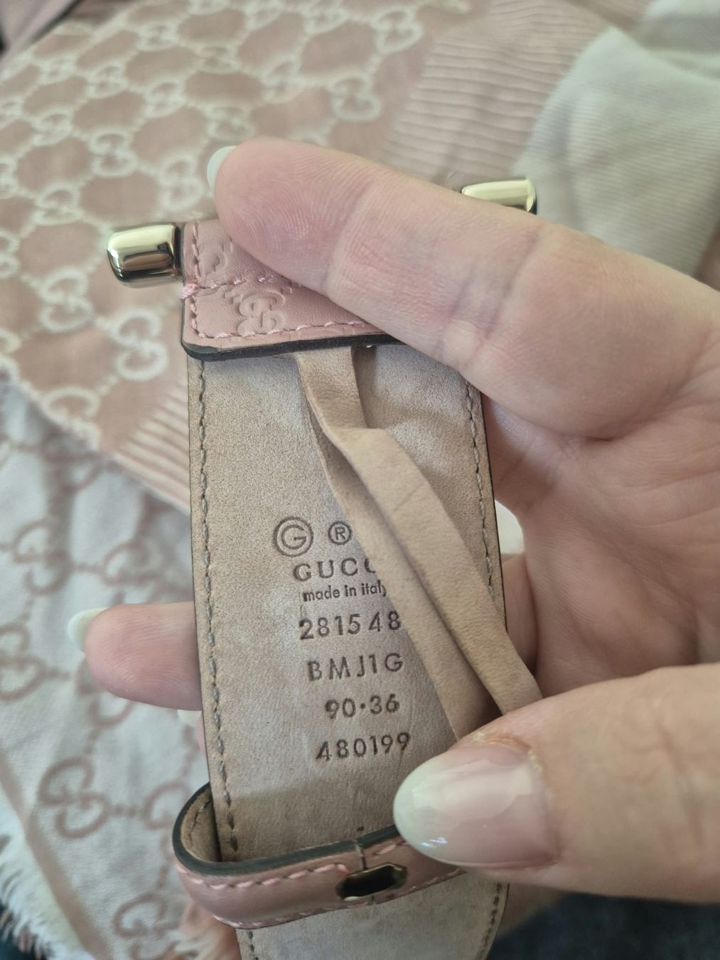 Gucci Lotti di vestiti: Gucci Herbstset - Tasche, Gurt, Schal. – Usato da Bottmingen venduto da Plemenito 8