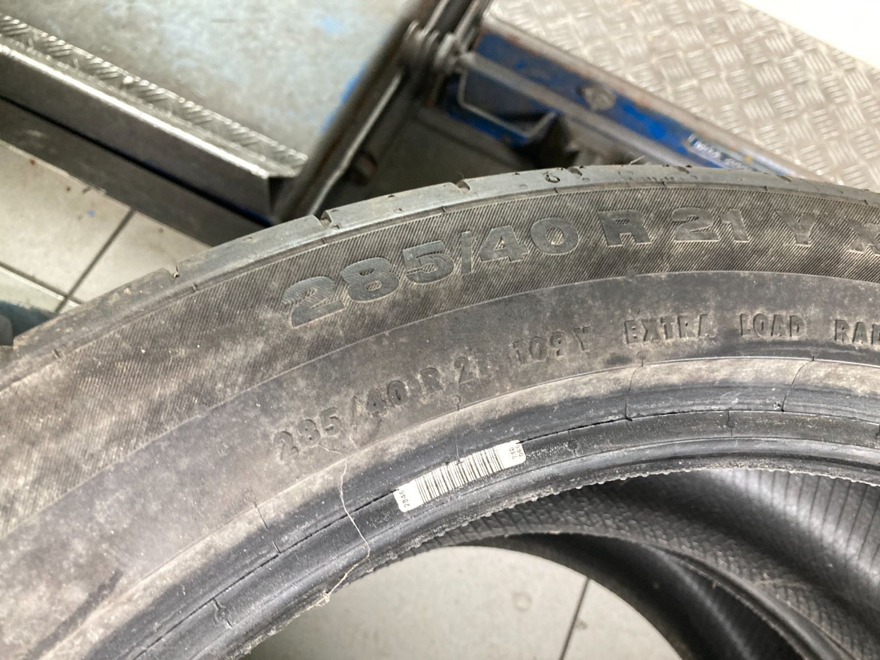 Continental Pneumatici & Ruote complete: 285/40R21 Sommerpneu – Usato da Cham venduto da WB2223 3
