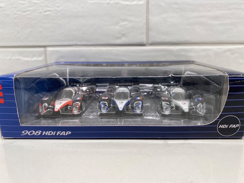 Miniature Peugeot 908 2008 1/18 Norev 2008 Hdi No.9 Montagny/zonta/klien 24h Le