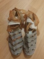 neue Sandalen