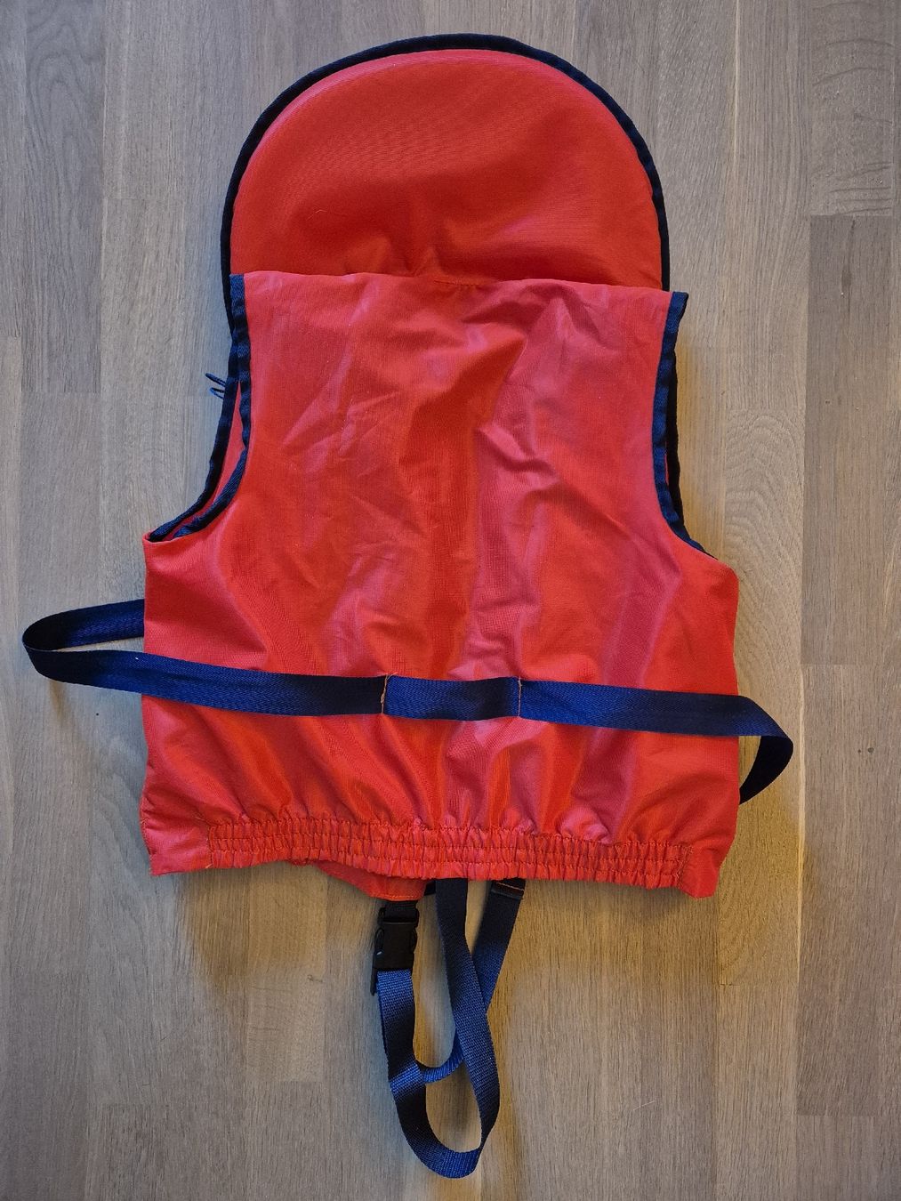 Gilets de sauvetage: Schwimmweste Kind – D'occasion à Leuggern par Ragusa28 2