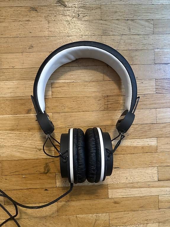 Casques audio: Casque audio filaire  – D'occasion à Genève par gab.ellaa