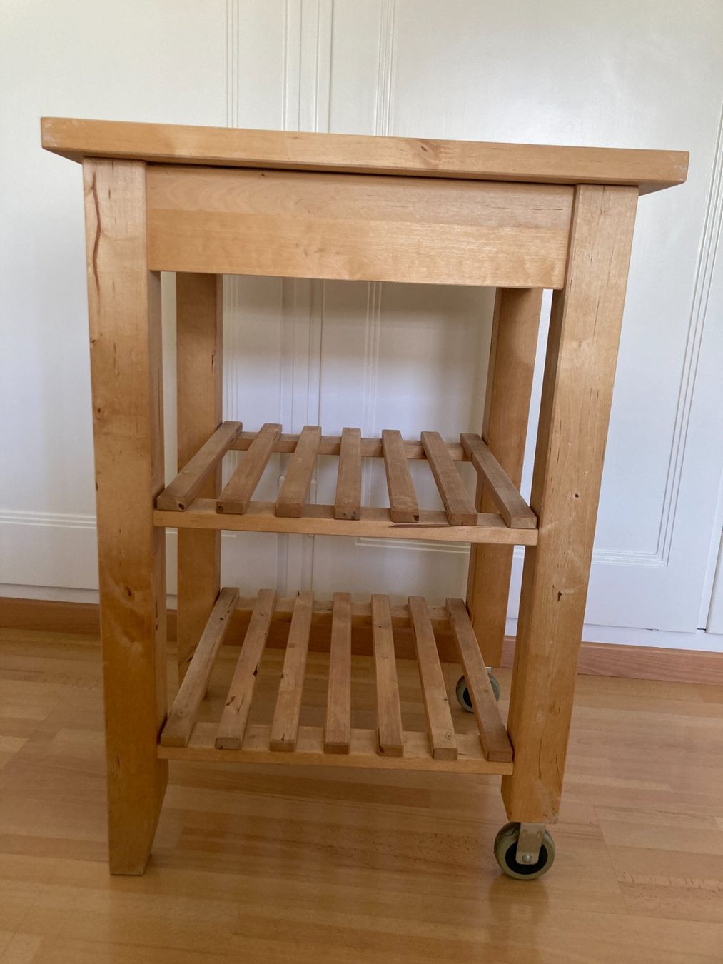 Ikea Scaffali: Servierwagen Ikea – Usato da Luzern venduto da JasFel 1
