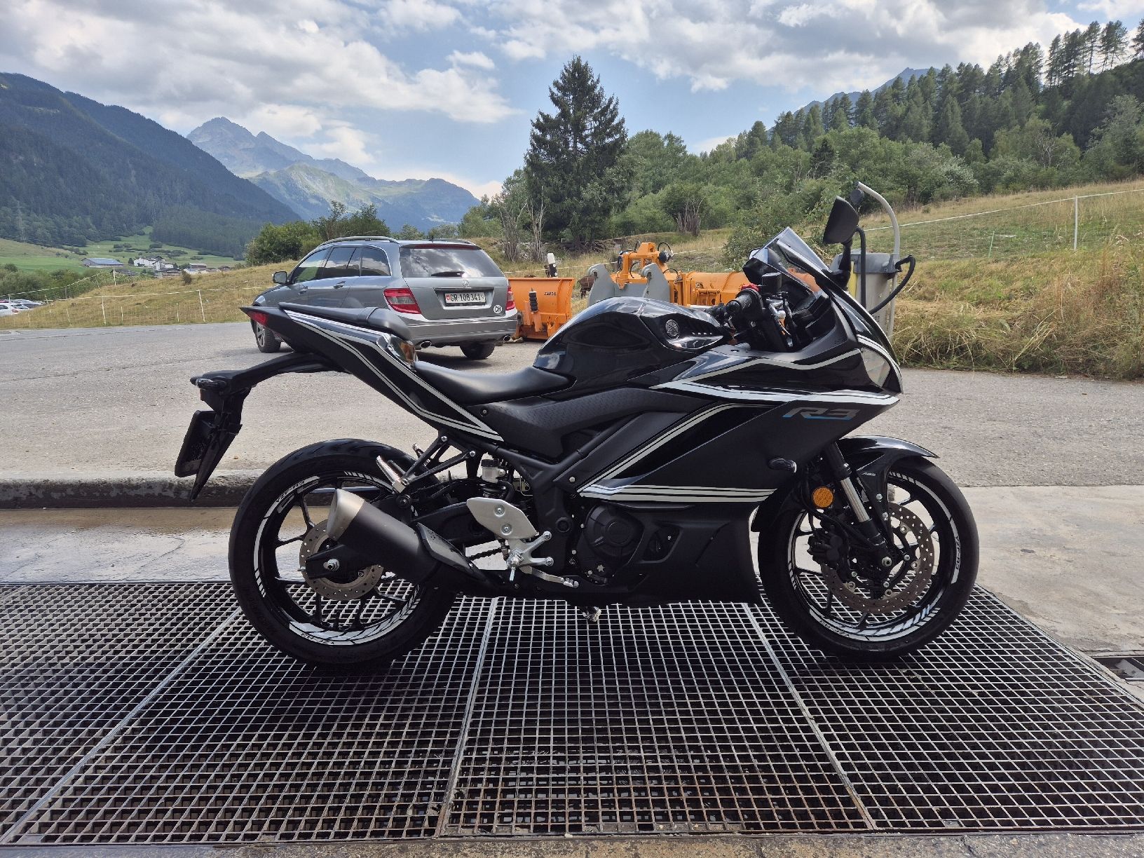 Yamaha Strada: Yamaha YZF R3 – Usato da Savognin venduto da Mic_web6 4