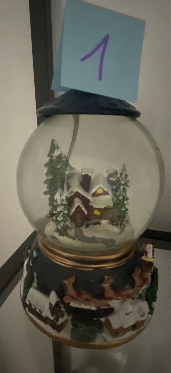 Tutte le decorazioni: Schneekugeln 4 Stück – Usato da Zürich venduto da Ethno1 4