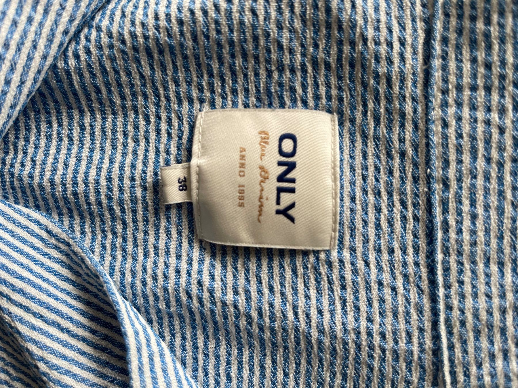 Only Blusen: ONLY Langarm Bluse, blau-weiss gestreift, Gr. 38 – Gebraucht aus Meggen von tulipe21 3