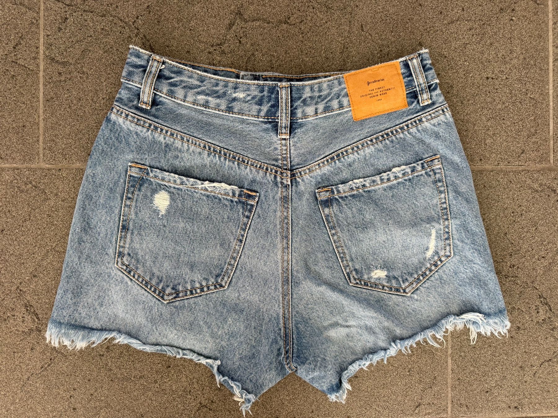 Pull&Bear Hosen: Jeans Shorts Grösse 36 – Neu (gemäss Beschreibung) aus Rupperswil von Nila_7 1