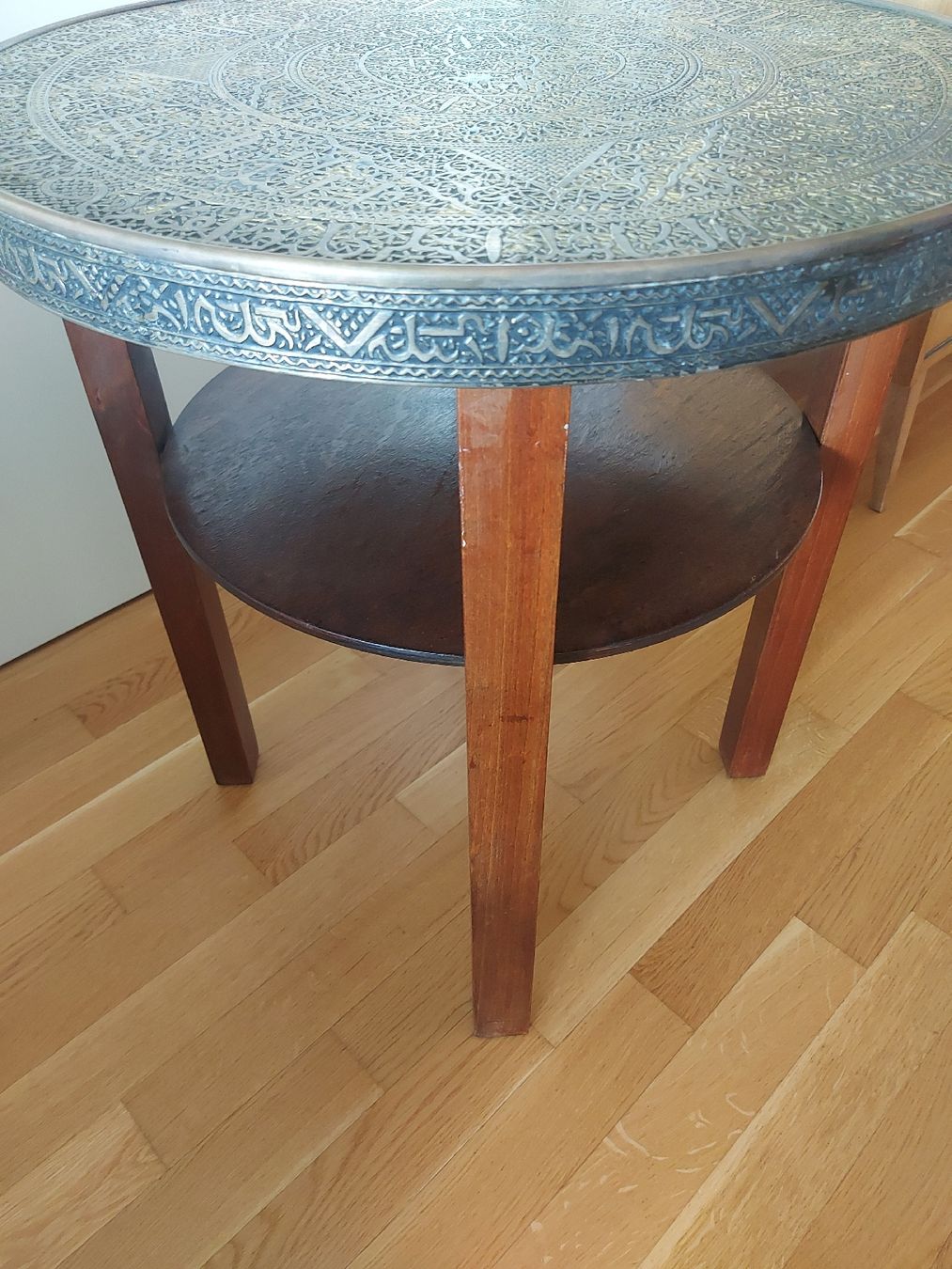 Tavoli: Art Deco Beistelltisch mit Messingplatte – Usato da Ostermundigen venduto da son_vd9k 6