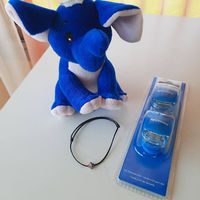 2 LED Fahrradleuchten 1x weiss 1x rot + Elefant + Good Luck