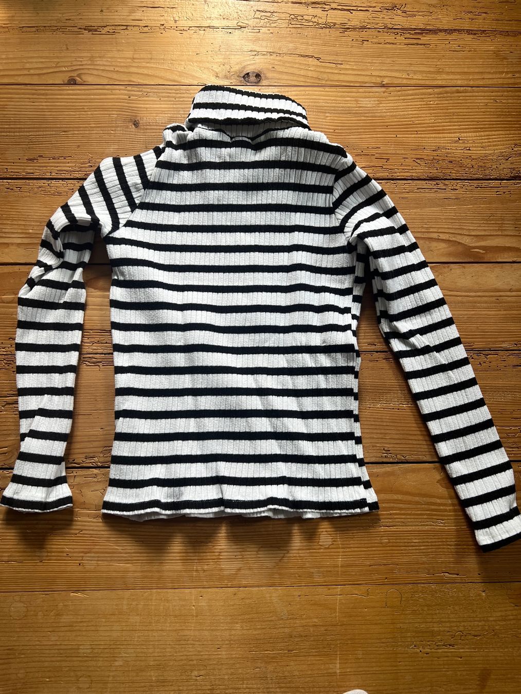 Zara Maglioni & Felpe: Zara Rollkragenpullover gestreift, Grösse 134/140 – Usato da Wohlenschwil venduto da SmokyAnnie 2