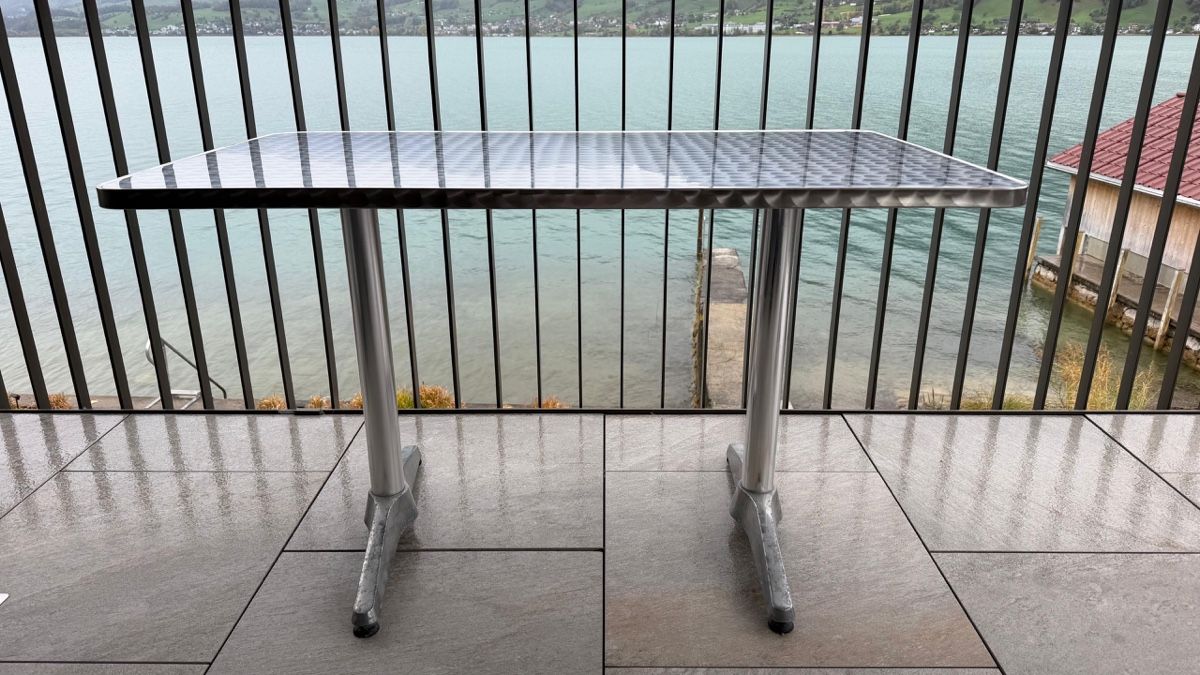 Tavoli: Tisch Balkon/Aussen – Usato da Wilen (Sarnen) venduto da SanVibes22 3
