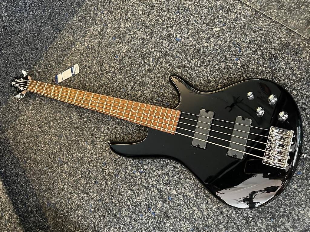 Strumenti musicali: Basse Ibanez Gio 5 Cordes. 5 String. Powerful! – Usato da Morges venduto da GvnMusic 3