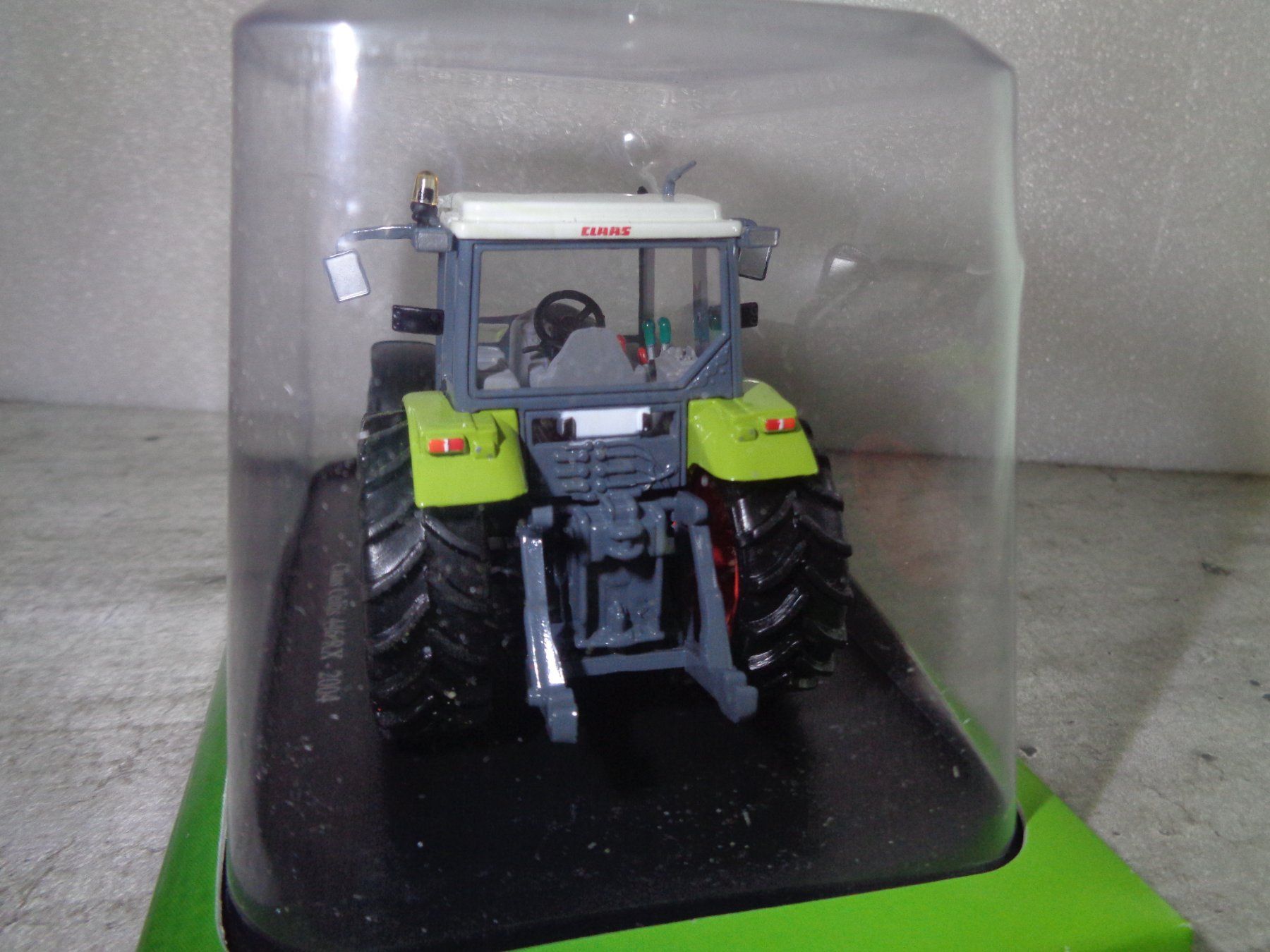 Modellbausätze & Standmodelle: Hachette 1:43 Tracteur Class Celtic 446 RX 2004 – Neu und originalverpackt aus Reconvilier von rallycar 3