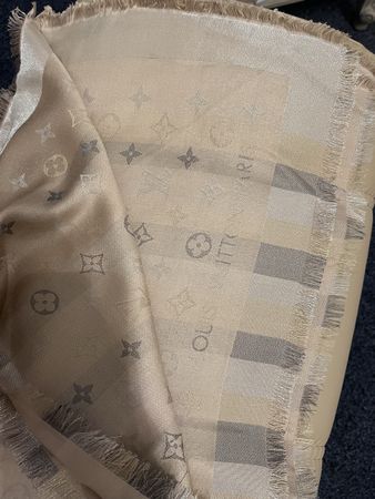 Louis Vuitton Scarf - Silk Blend - Great Condition!