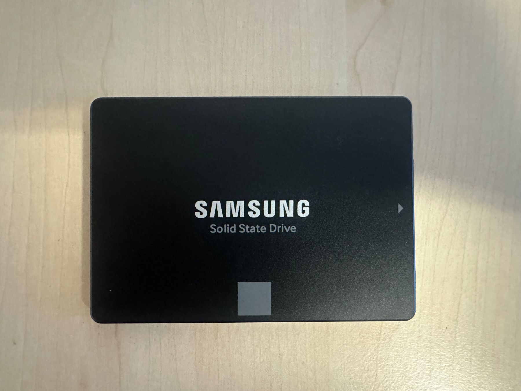 Samsung Dischi rigidi: Samsung SSD 850 EVO 250 GB – Usato da Ebikon venduto da Miri1101 1