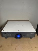 Beamer Panasonic PT-D4000 XGA 4000