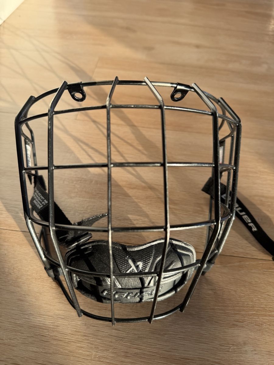Caschi: Bauer Profile III Facemask (Gitter) – Usato da Winkel venduto da seahorse8302