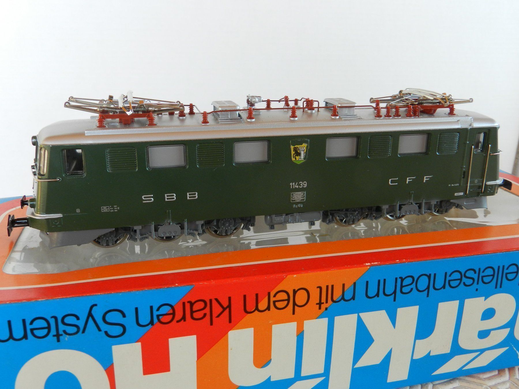 Märklin Modellini di ferrovie: H0 Märklin E-Lok Ae 6/6 SBB grün – Nuovo (secondo la descrizione) da Arzier-Le Muids venduto da elocin83 1