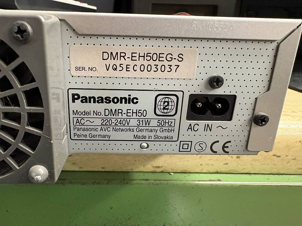 Multimediaplayer & Streamer: Panasonic DMR-EH50 DVD Recorder – Gebraucht aus Horw von Bucher_AG_Horw_ 1