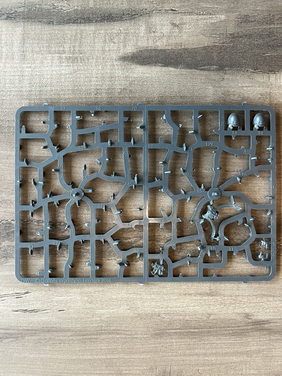 Spiele: Warhammer 40k/Horus Heresy Gussrahmen/Bits Set 13 – Gebraucht aus Läufelfingen von stephiesheena 2