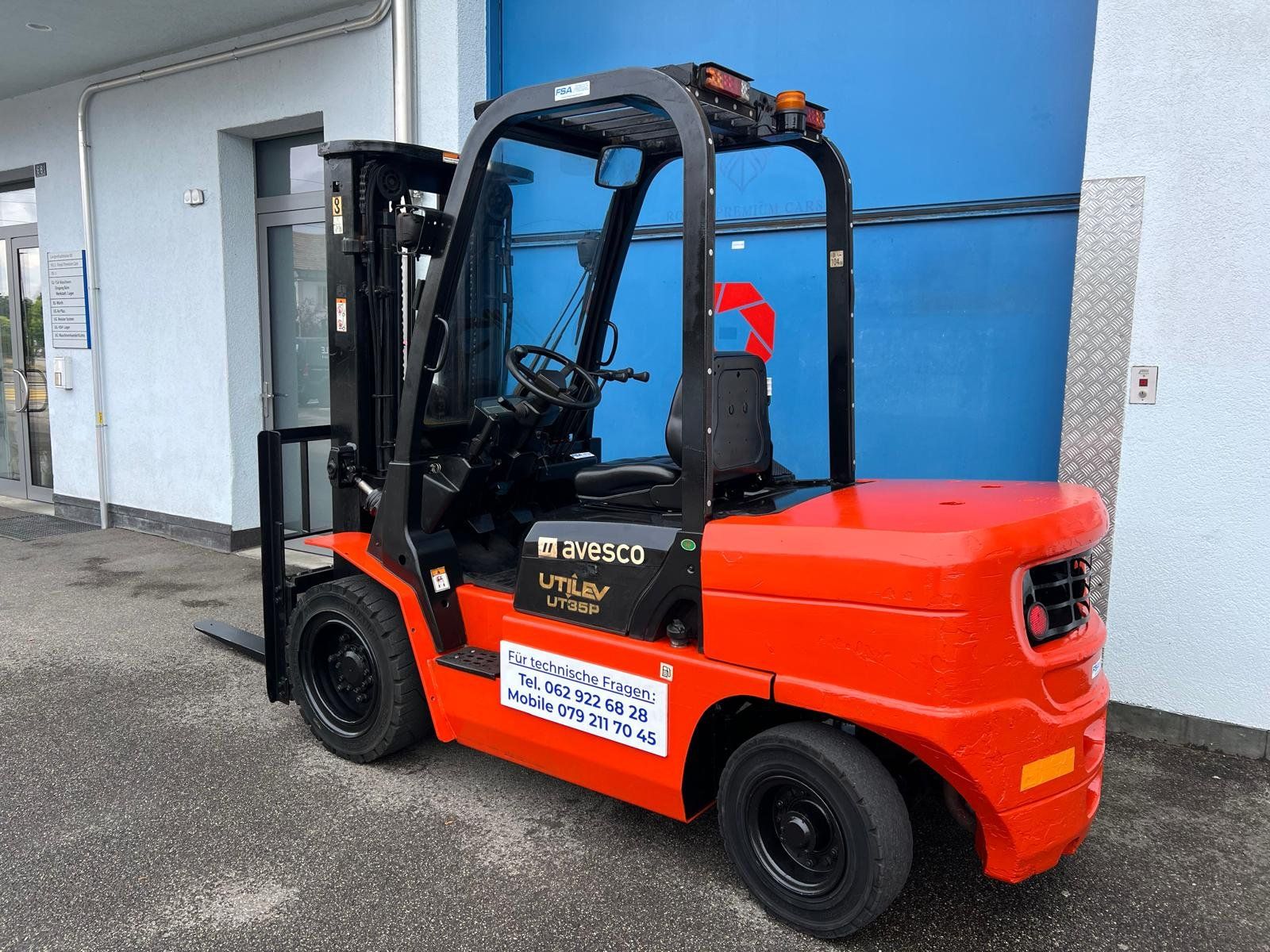 Diesel Carrelli elevatori e a forche: AVESCO Diesel-Gabelstapler 3.5 ton, 4.5 m – Usato da Aarwangen venduto da fsa-maschinen 2