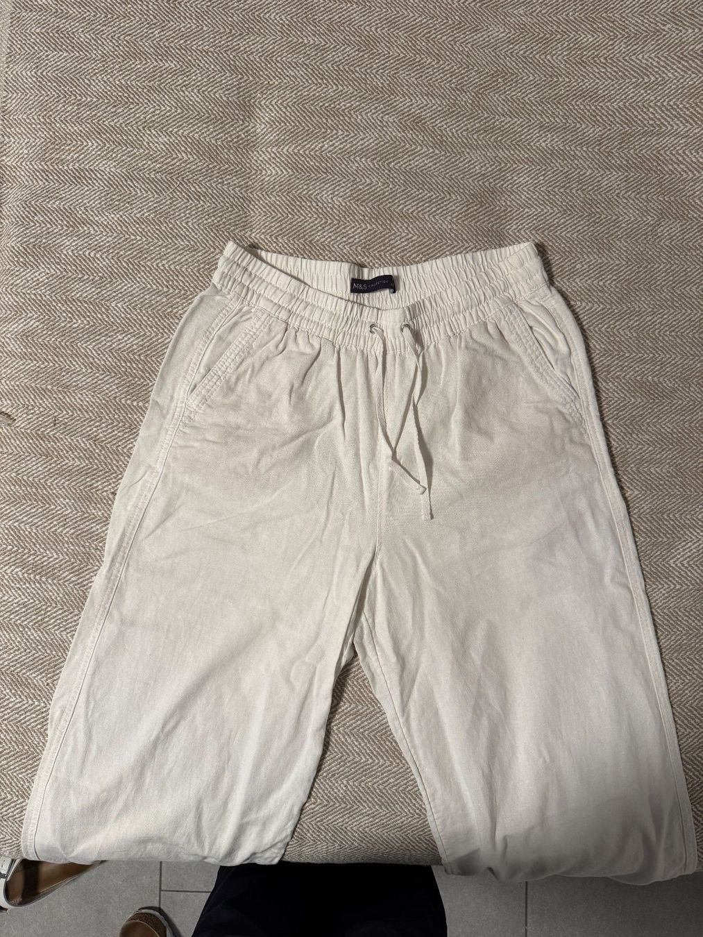 Hosen: Weisse Leinenhose von Marks & Spencer – Gebraucht aus Zofingen von zac_spc2 1