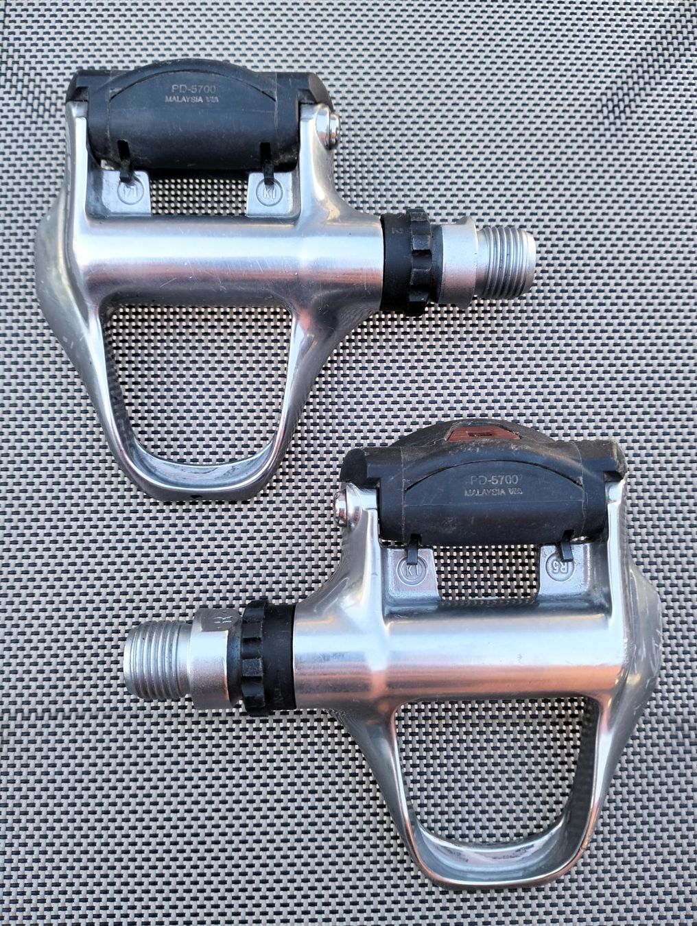 Shimano Pezzi di ricambio: Shimano 105 Rennrad Pedalen silber – Usato da Uster venduto da KarlZH 1