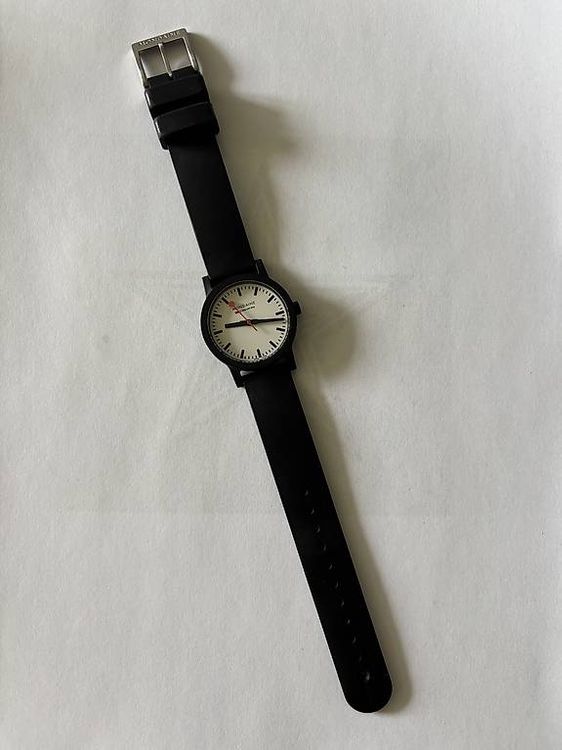 Mondaine Orologi: Mondaine essence 32mm Armbanduhr -nur noch bis 26.07. – Usato da Gasel venduto da jen_6nzz