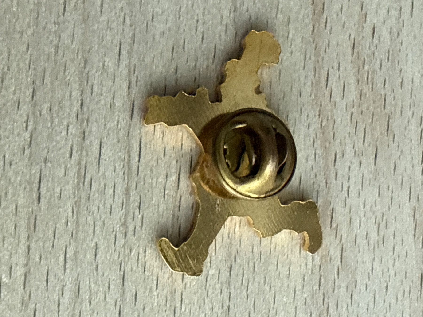 Placchette & Badge: Pin Restaurant Rössli – Usato da Glattbrugg venduto da Schweigmatt 1