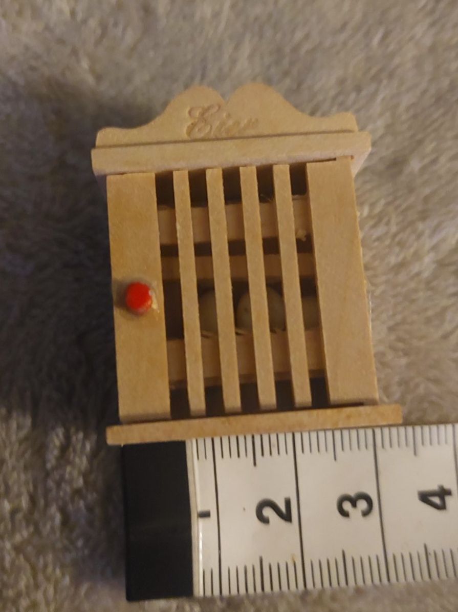 Case e mobili per bambole: Herziges Eierkästchen & 5 Eier von Bodo Hennig, Puppenhaus – Nuovo (secondo la descrizione) da Otelfingen venduto da silver-moon 2