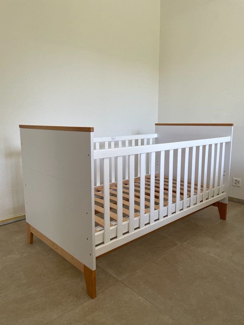 Letti: Baby_kinderbett Mit Matratze – Usato da würenlos venduto da nou_8btk