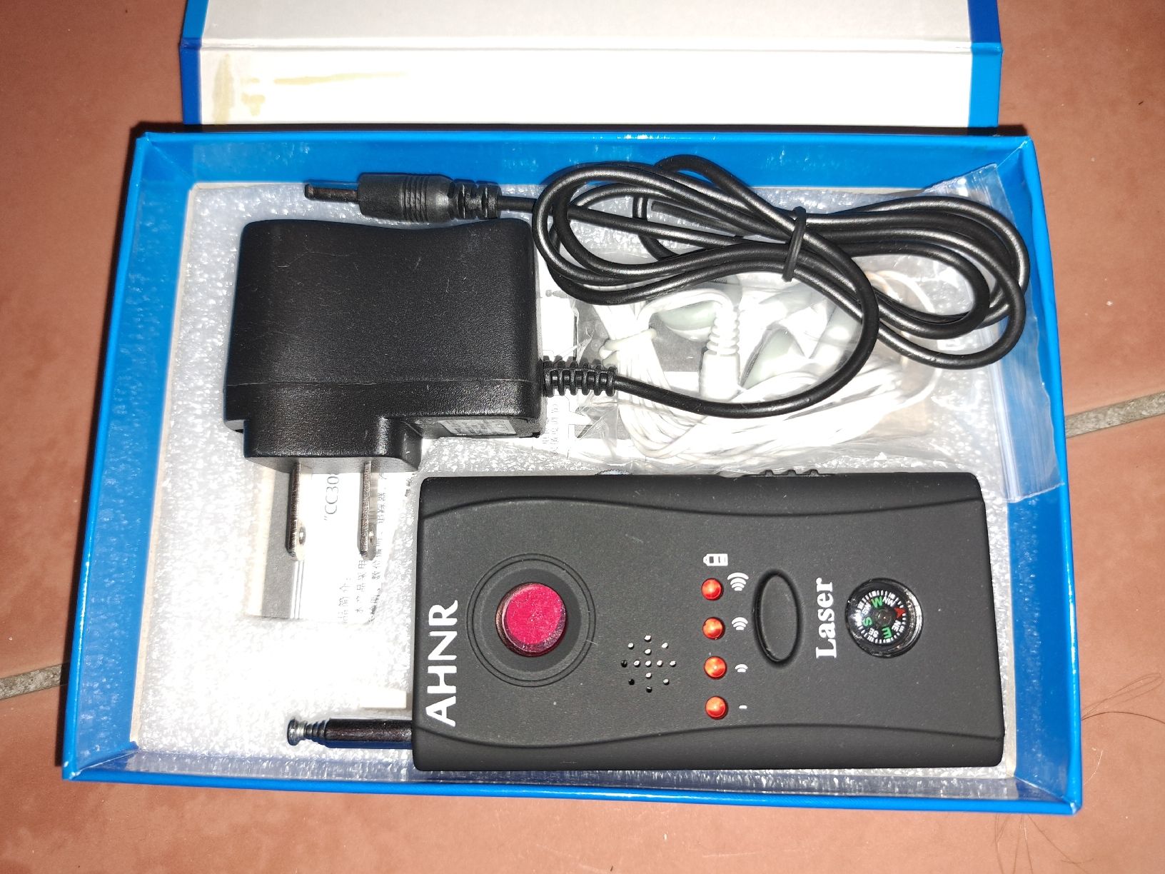 Sistemi d'allarme: AHNR Bug Detector - Spy Camera Finder - Great Condition – Nuovo (secondo la descrizione) da Adliswil venduto da kurin 1