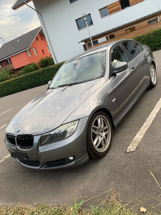 Bmw 320i E90