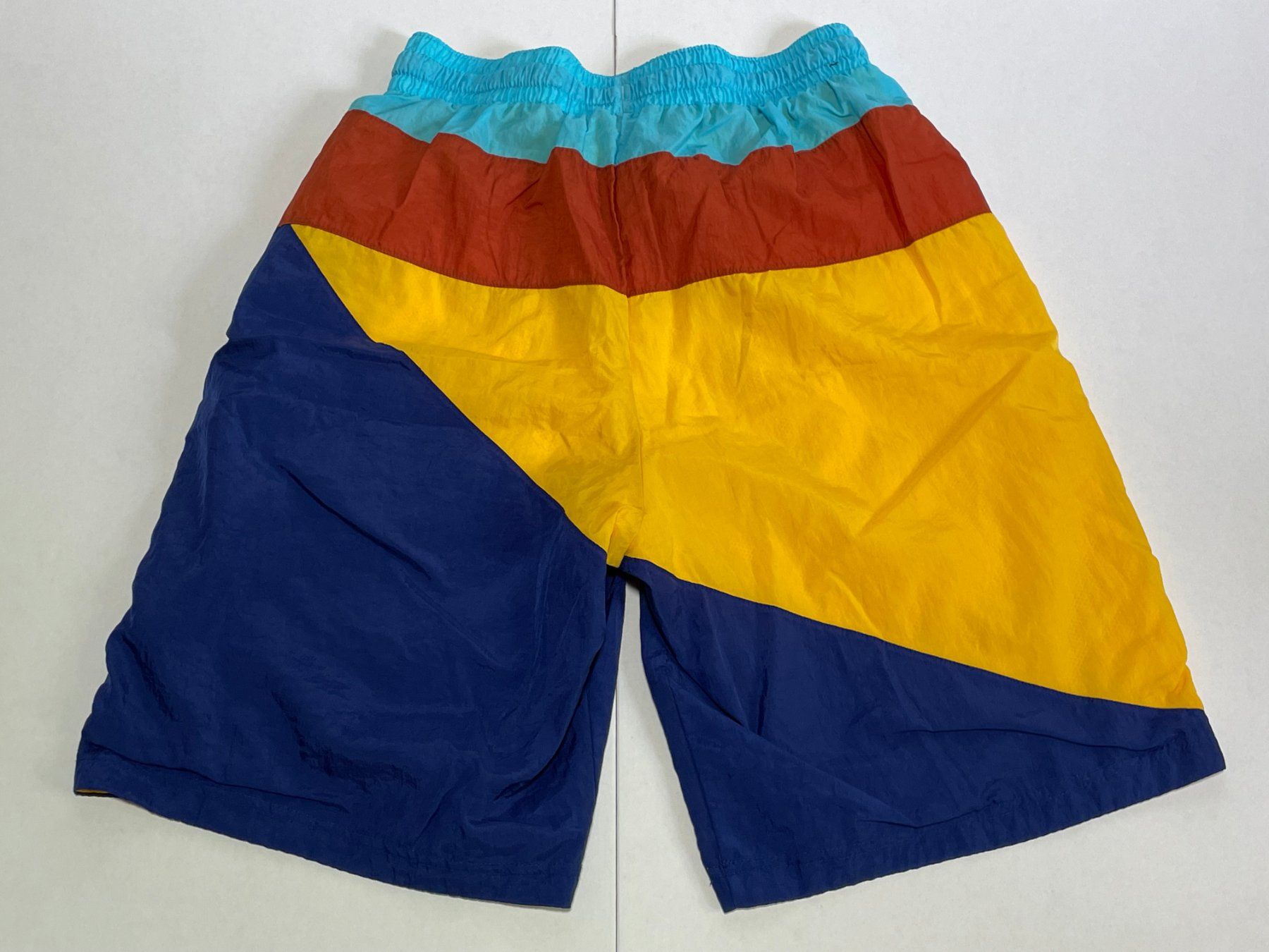 Nike Pantaloni: Nike Flight Force Short Gr. S – Usato da Zürich venduto da le_souk 1