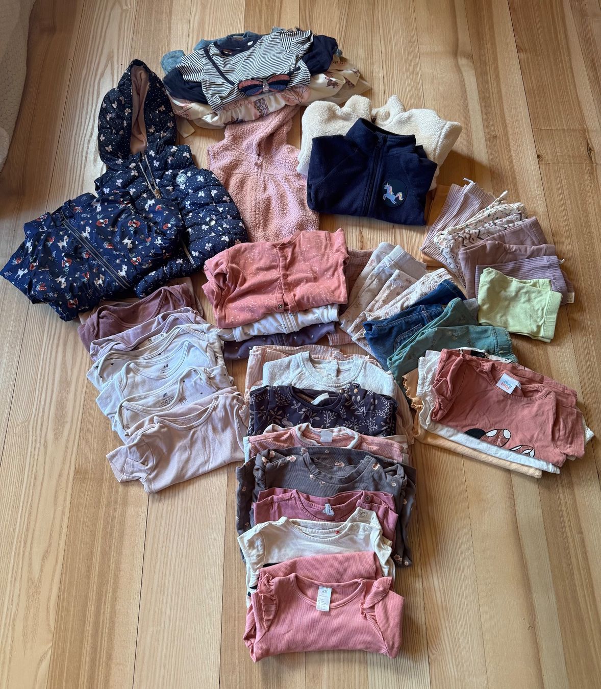 Kleiderpakete & -sets: Kleiderpaket Mädchen Gr. 86 – Gebraucht aus Vrin von ni_pe
