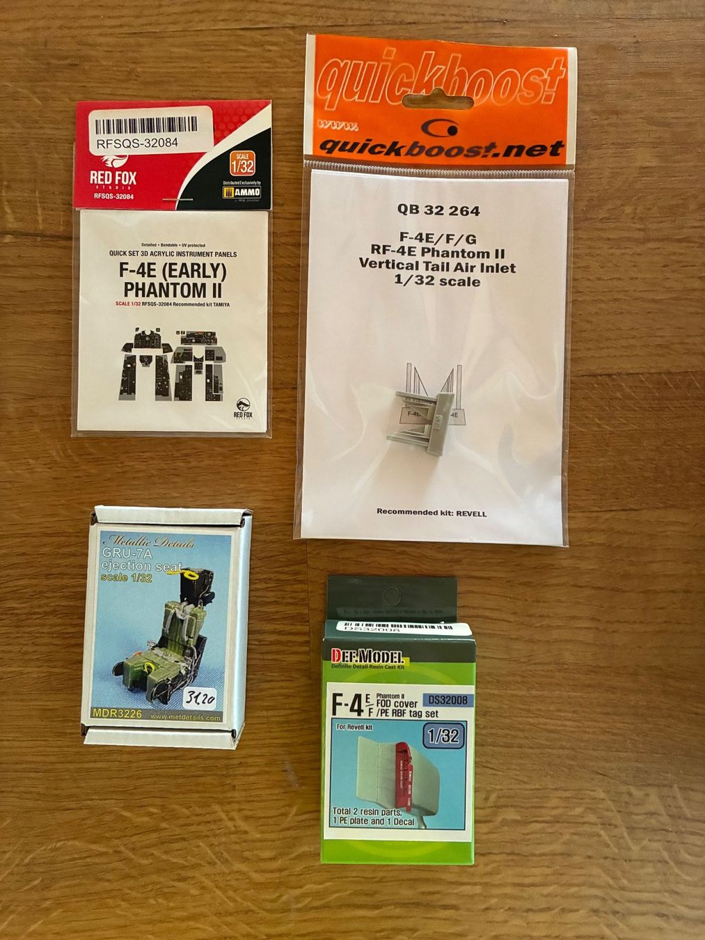 Modellbausätze & Standmodelle: Academy 1:32 USAF F-4E Phantom mit Zurüstteilen – Neu und originalverpackt aus Rapperswil BE von Silverwings 2