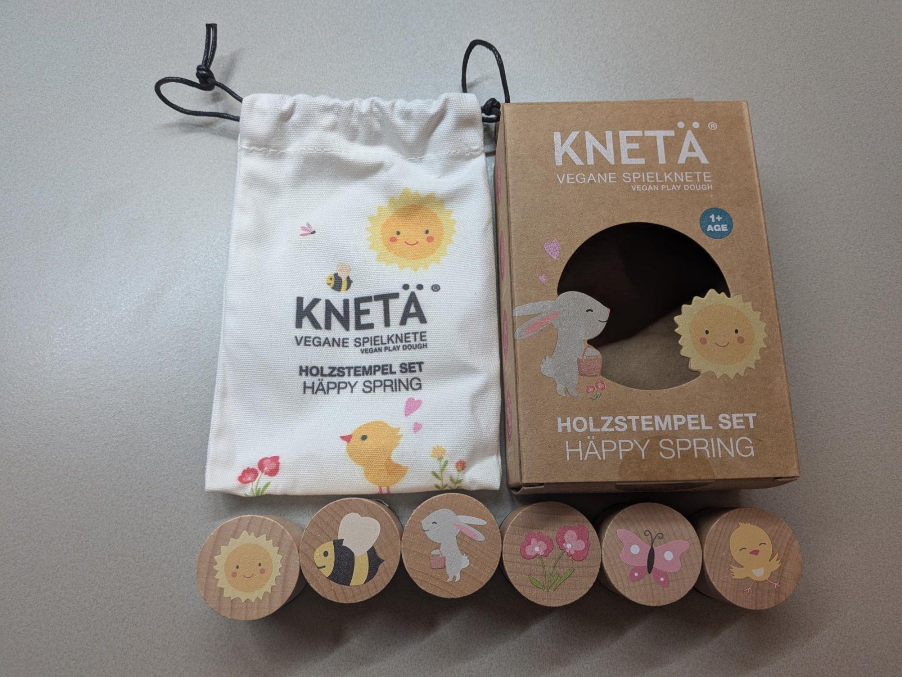 Giocattoli: Holzstempel Set Happy Spring Knetä neu – Nuovo (secondo la descrizione) da Hefenhausen venduto da Spielwaren-Discount