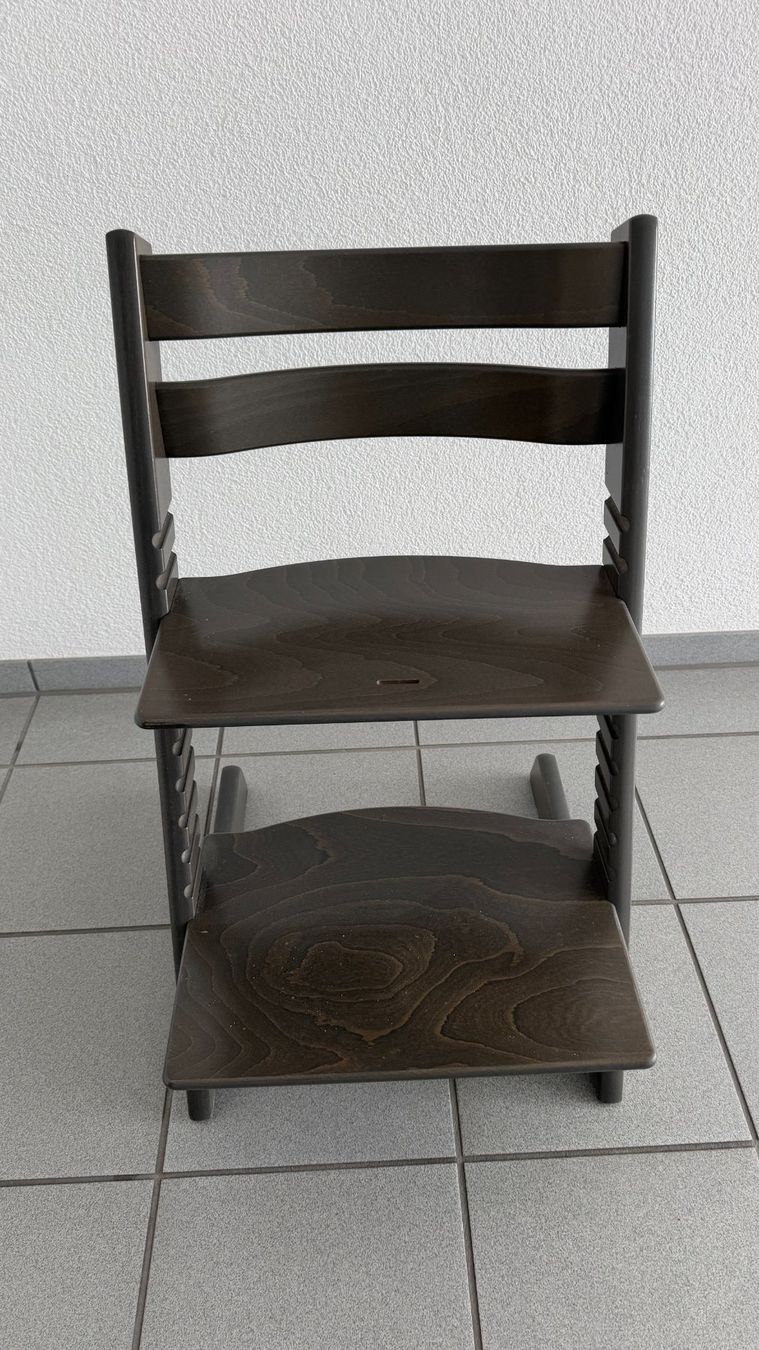 Stokke Seggioloni: Stokke Tripp Trapp dunkelgrau – Usato da Solothurn venduto da limepie