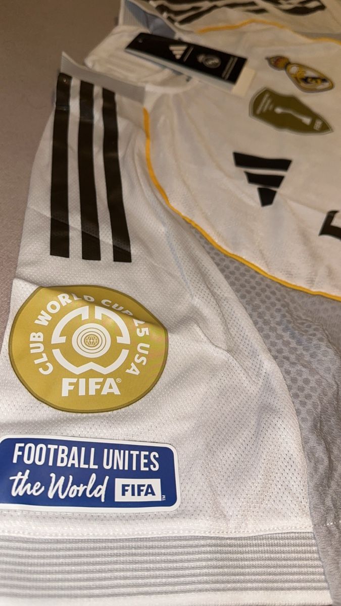 Real Madrid Maillots de corps & Pantalons: Real Madrid 2025 CWC Jersey Player Version | Mbappe 9 – Neuf (Voir description) à Monthey par 87shop 2