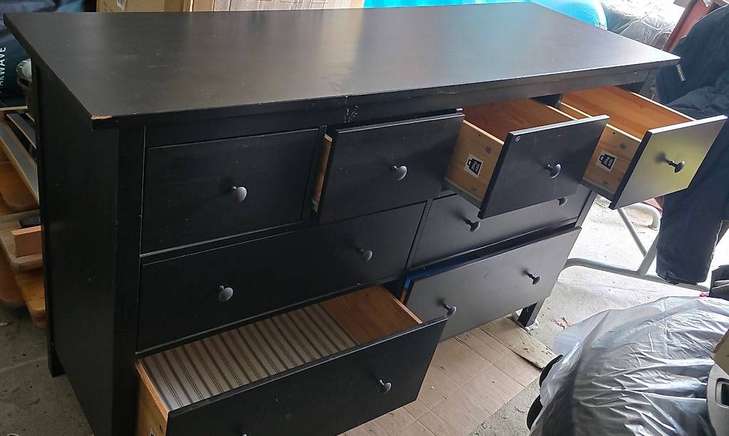 Cassettiere: A débarrasser COMMODE NOIR – Usato da Crissier venduto da Tcloux 2