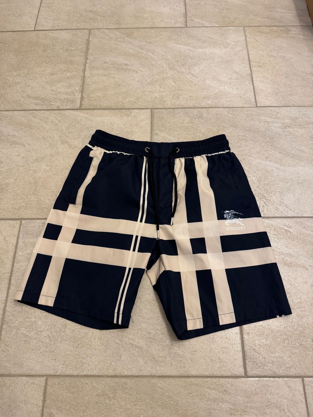 Badehosen: Burberry Swim Shorts – Gebraucht aus Laufenburg von gia_ts98