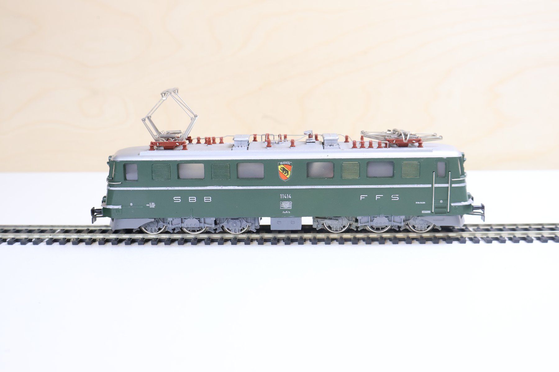 Märklin Trains électriques: Märklin SBB Ae 6/6 E-Lok "Bern" - 3050 - H0 – D'occasion à Winterthur par Monstera 6