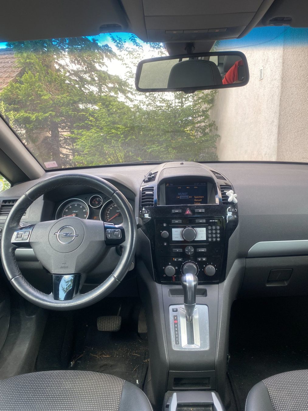 Opel Autos: Opel Zafira – Gebraucht aus Schaffhausen von Mladen007 1