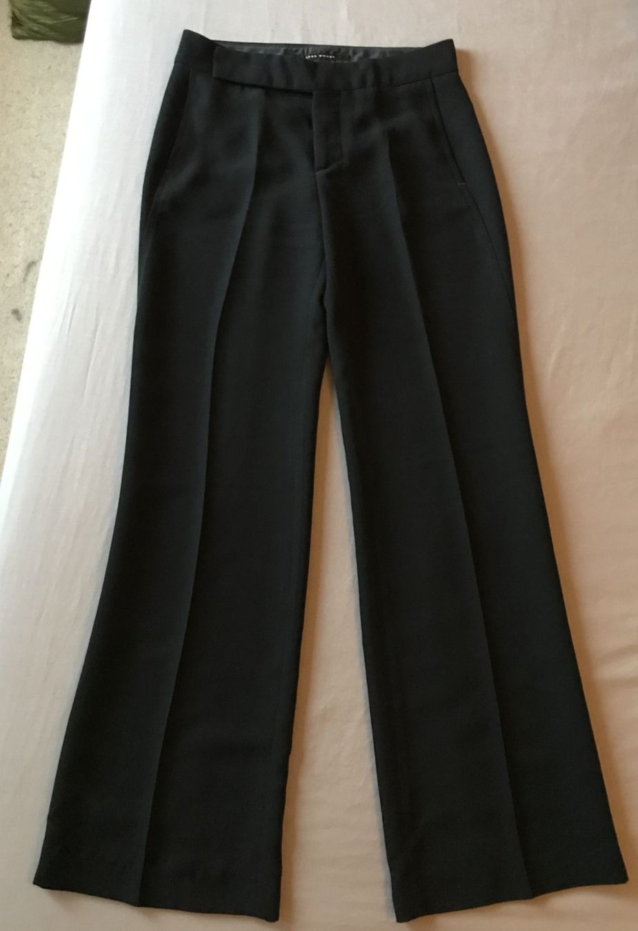 Zara Pantaloni: Zara black formal trousers 34 – Usato da Embrach venduto da lau_2gtp 2
