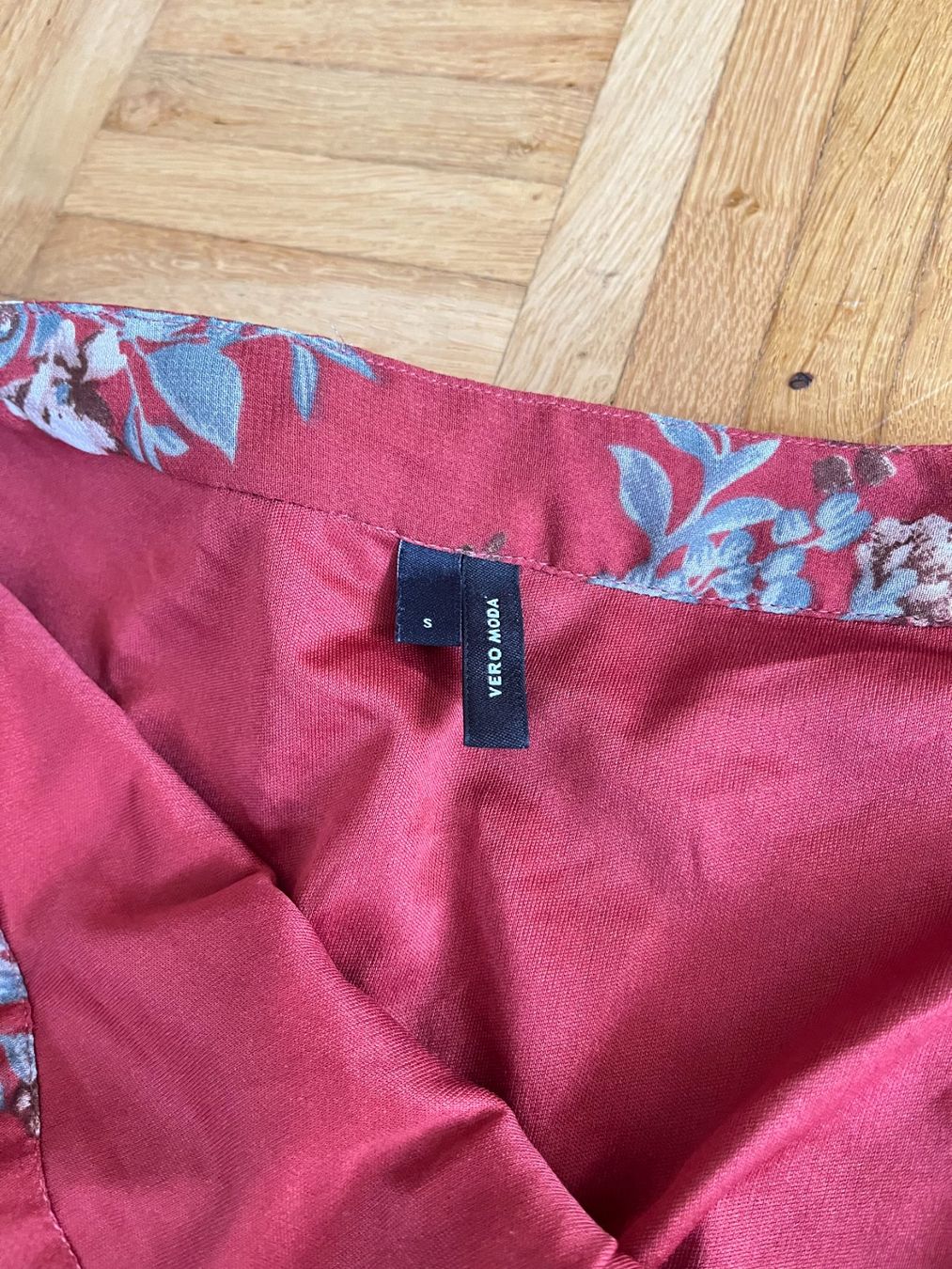 Vero Moda Gonne: Plissierter Blumenrock von Vero Moda – Usato da Horw venduto da mira_6p85 4