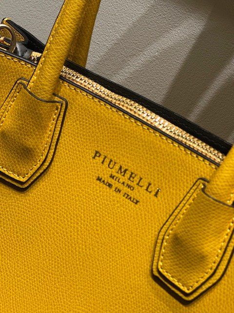 Borse da donna: Lederhandtasche von Piumelli – Nuovo e nell'imballaggio originale da Kilchberg ZH venduto da rustue 1
