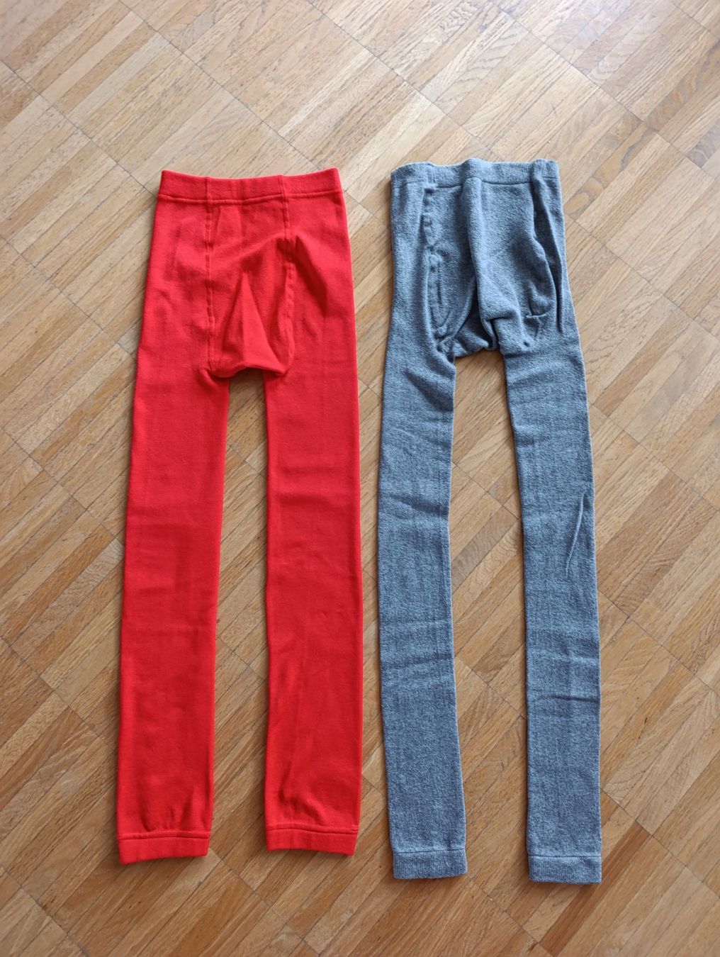 Strümpfe & Strumpfhosen: Zwei Kinder Leggins, warm, Gr 134-140 – Gebraucht aus Zürich von mir_2kjl 1
