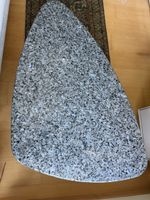 Schöner Couchtisch, Granit, spezielles Design, Top Zustand